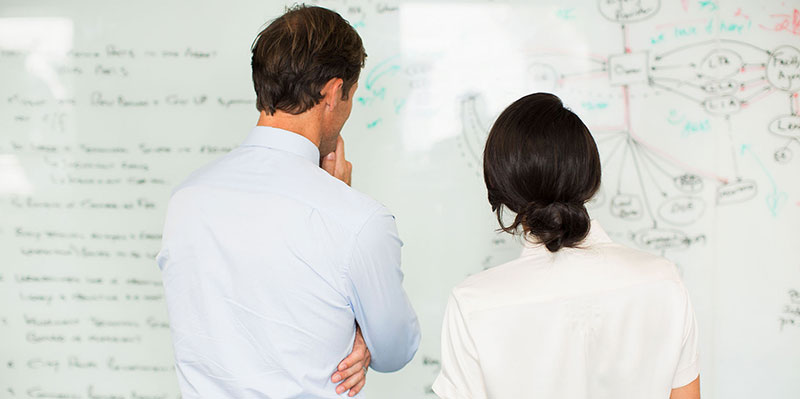 薪酬管理属于财务部门,还是人力资源部门?