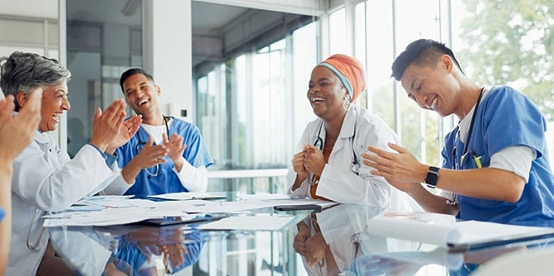 医疗行业 HR 三大核心趋势:人工智能赋能人才管理、劳动力转型与合规升级 | ADP安德普翰